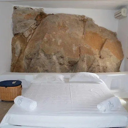 The One Mykonos Ξενοδοχείο 4*