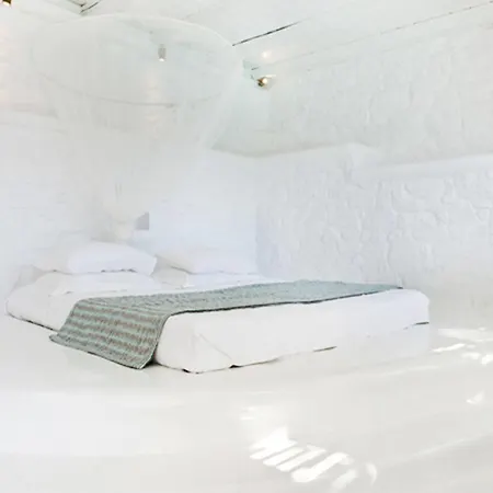 The One Mykonos Ξενοδοχείο 4*